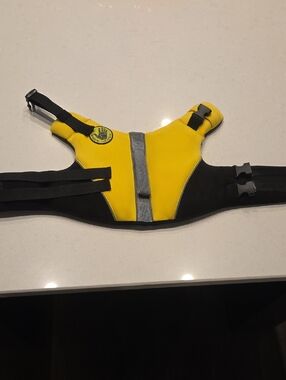 Body Glove Yellow Dog Life Vest